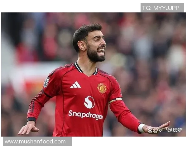 布鲁诺·费尔南德斯后腰位置职责模糊，曼联中场防守失衡影响攻防转换效率